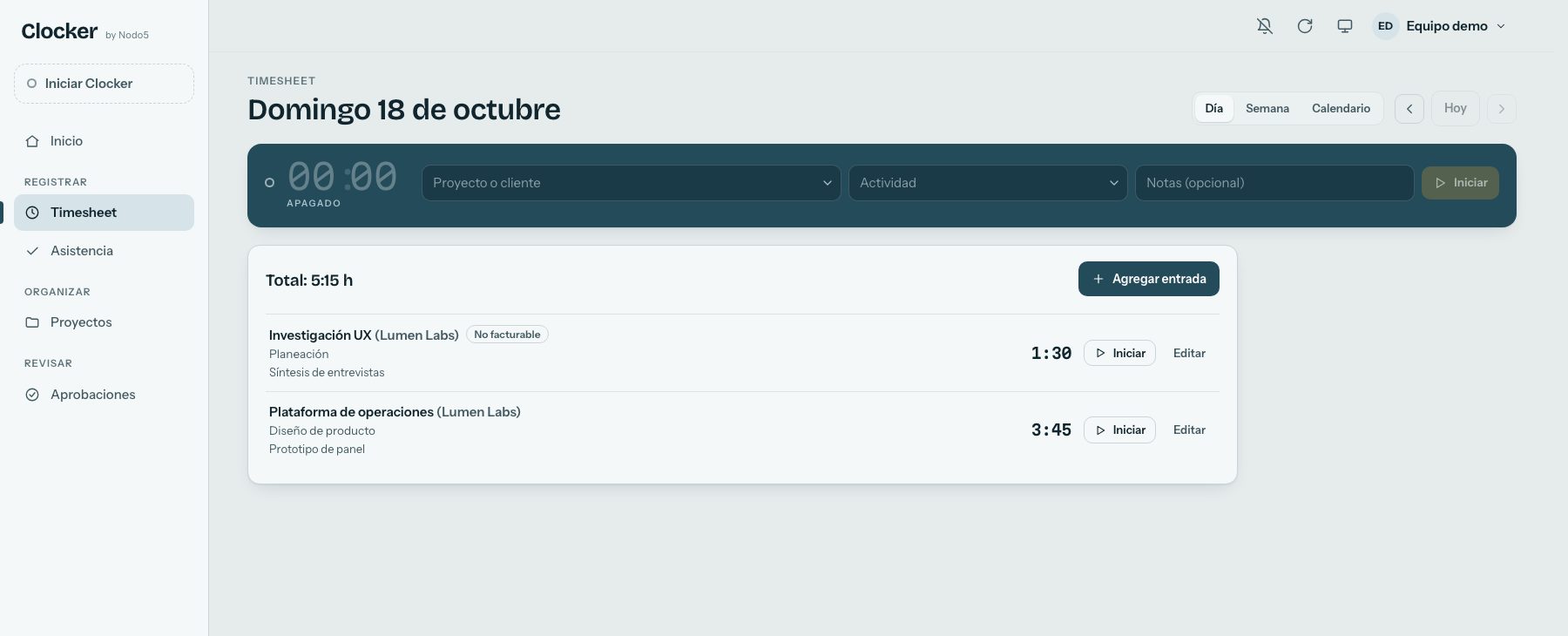 Timesheet web con entradas de tiempo de proyectos y tareas; datos ficticios de demostración.